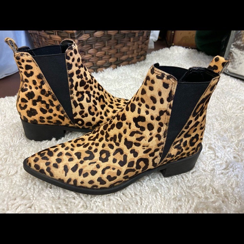 Steven Madden Leopard Calf hair Booties Size 6 - Picture 9 of 10